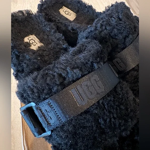 UGG Flufflita Black Slide Shoe, 7 - Picture 5 of 15